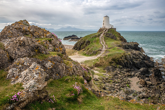 Tŵr Mawr lighthouse, on Llanddwyn Island -8