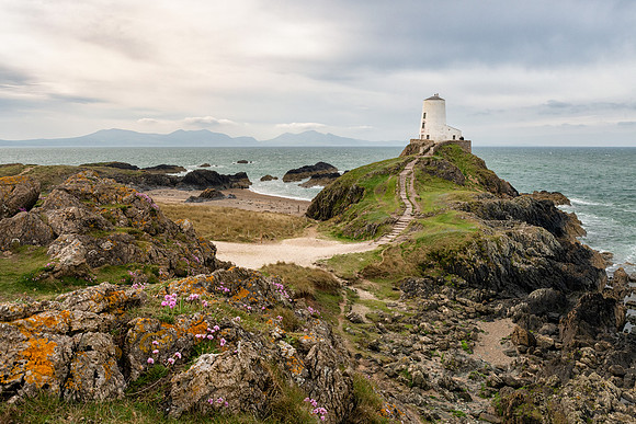 Tŵr Mawr lighthouse, on Llanddwyn Island -9
