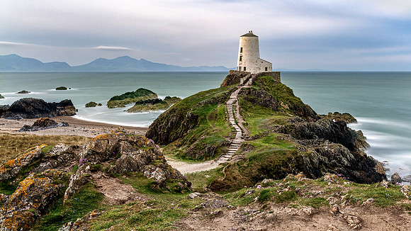 Tŵr Mawr lighthouse, on Llanddwyn Island -10