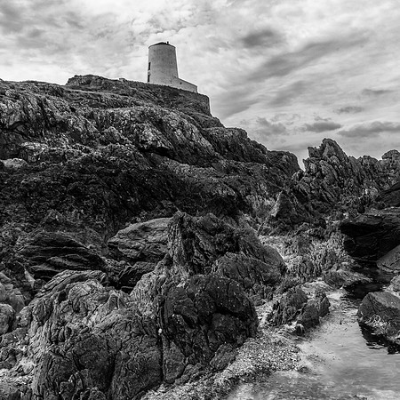 Tŵr Mawr lighthouse, on Llanddwyn Island -6