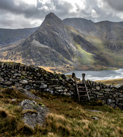 Overlooking Tryfan and Lake Ogwen -8