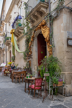 Ortigia Restaurant -1