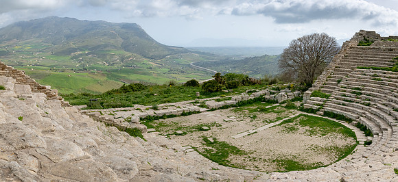 Amphitheatre Segesta