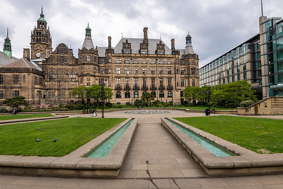 Sheffield Town Hall and Peace Gardens -3