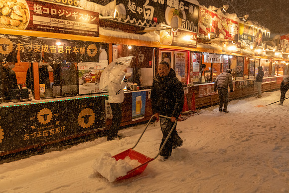 Food Stall in the Snow -5