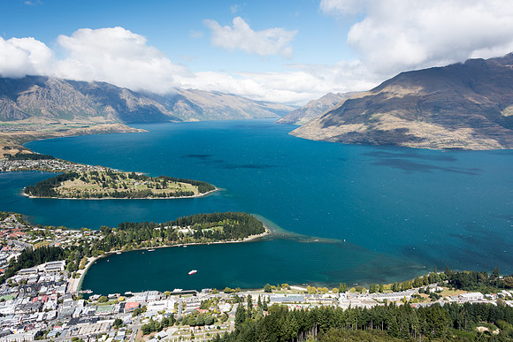 Queenstown & Lake Wakatipu Panorama -2