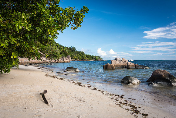 Around Praslin -9