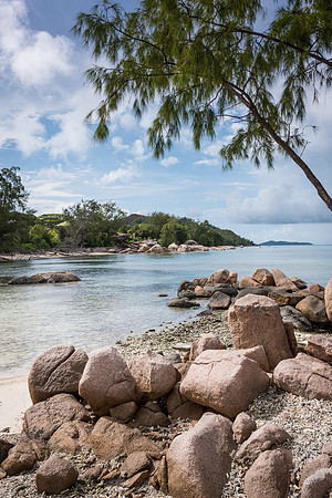Around Praslin -5