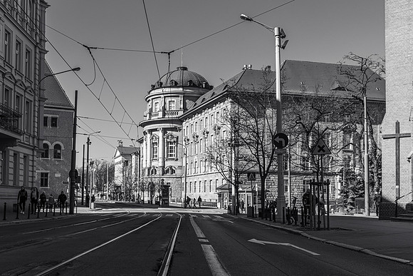 Tram Lines to Collegium Maius -2