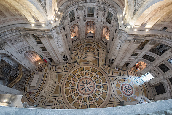 National Pantheon of Santa Engracia - Looking Down