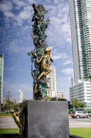 Rain Forest Sculpture, Cinta Costera Park -2