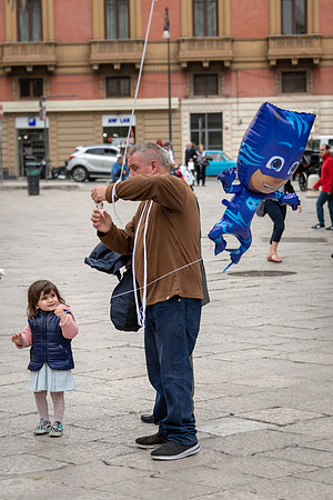 Selling a Balloon