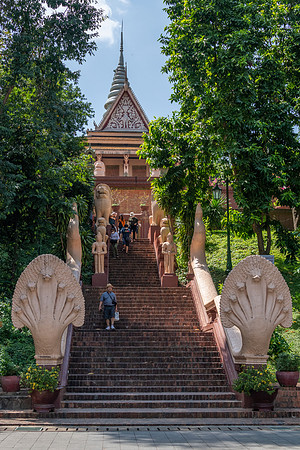 Phnom Dau Penh Temple -2