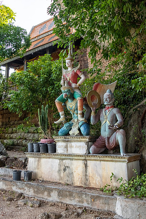 Wat Phnom Preah Theat Temple -6