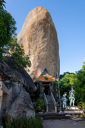 Wat Phnom Preah Theat Temple -5