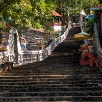 Wat Phnom Preah Theat Temple -4