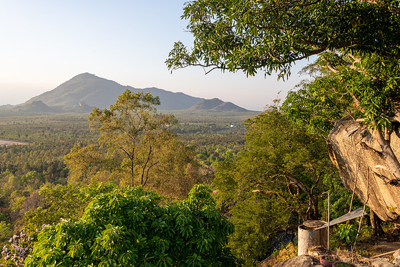 Wat Phnom Preah Theat Temple -12