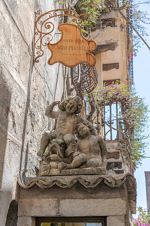Taormina Building -4