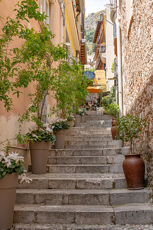 Taormina Street -3