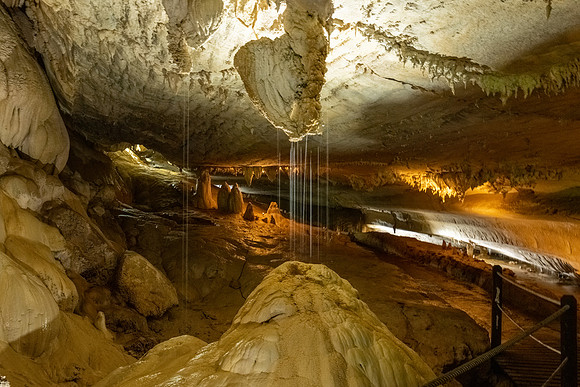 Lang Cave -1