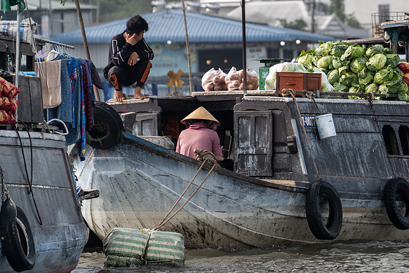 Cai Rang Floating Market -12