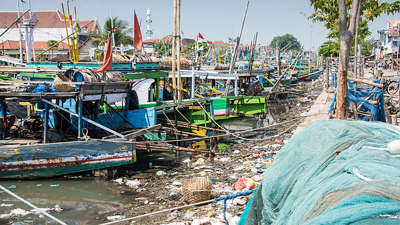 Fishing Boats and Pollution -2