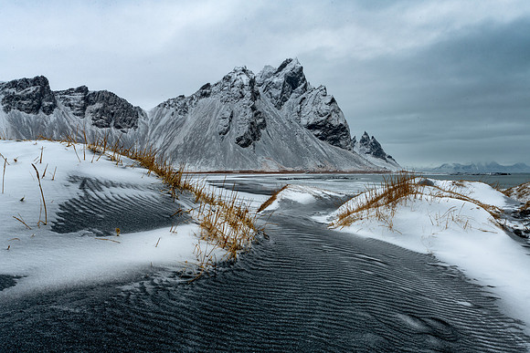 Stokksnes/Vestrahorn Mountain & Black Beach -2