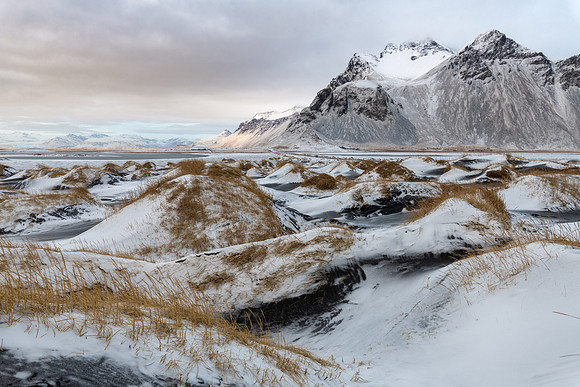 Stokksnes/Vestrahorn Mountain & Black Beach -8