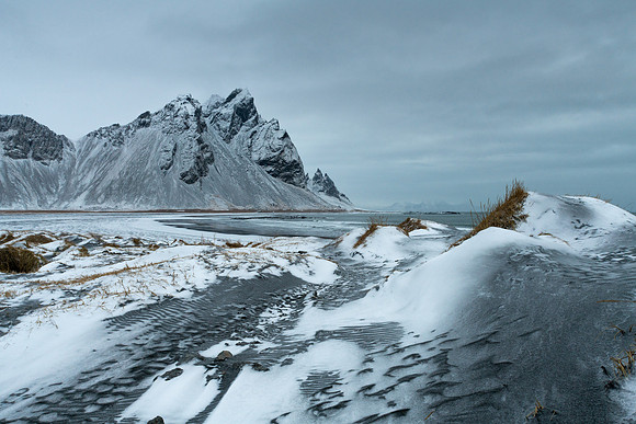 Stokksnes/Vestrahorn Mountain & Black Beach -1