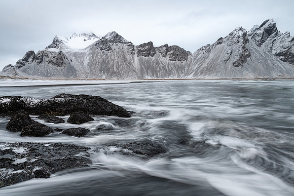 Stokksnes/Vestrahorn Mountain & Black Beach -4