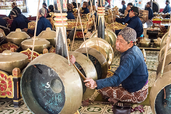 Royal Palace Musiciand and Gamelan -2