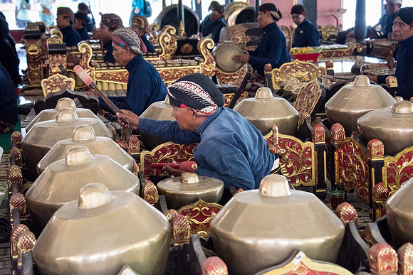 Royal Palace Musiciand and Gamelan -3