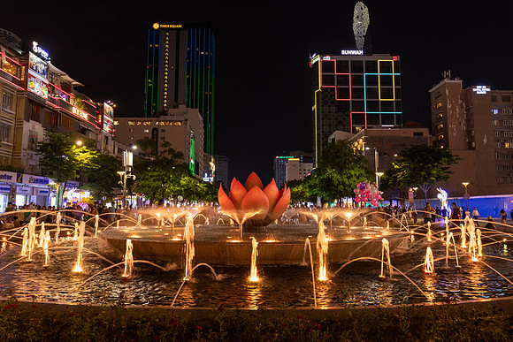 Nguyen Hue Lotus Fountain -2