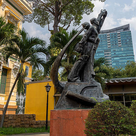 Central Post Office Statue -2