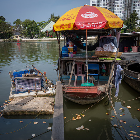 Sai Gon River Boatpeople -1
