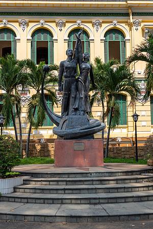 Central Post Office Statue -1