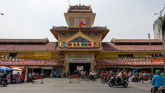 Binh Tay Market -1