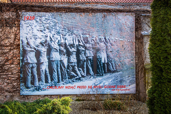 Gdansk Defenders of the Polish Post Office Memorial -2