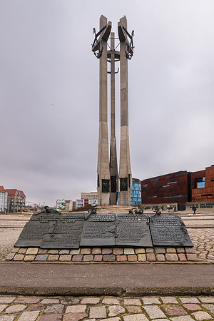 Gdansk Monument to the Fallen Shipyard Workers of 1970 -3