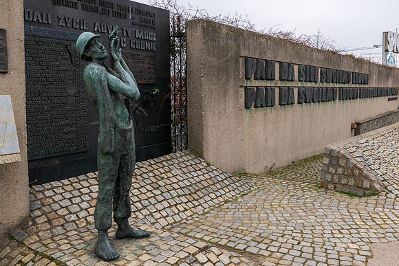 Gdansk Monument to the Fallen Shipyard Workers of 1970 -5