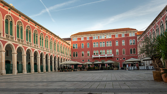 Split Republic Square -1
