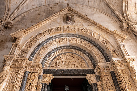 Trogir Cathedral of St Lawrence Interior -5