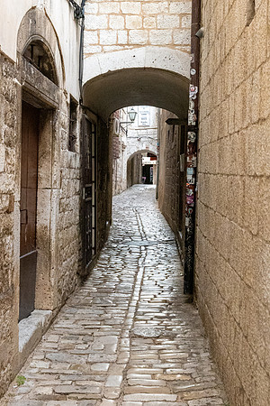 Trogir Alleyway -1