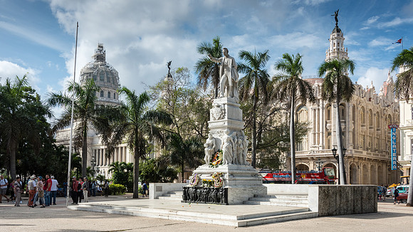 Parque Central. Statue of Jose Marti