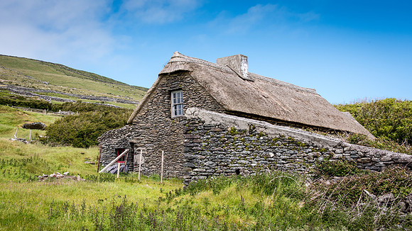 Dingle Peninsula - The Famine Cottages -1
