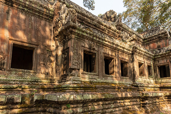 Angkor Wat East Entrance Buildings -1