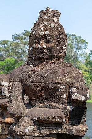 South Gate Bridge to Angkor Thom -3