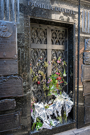 Recoletta Cemetary -16