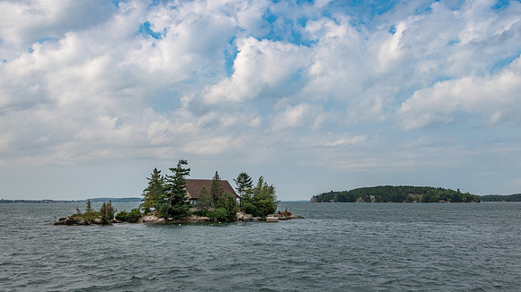 1000 Islands Houses -4