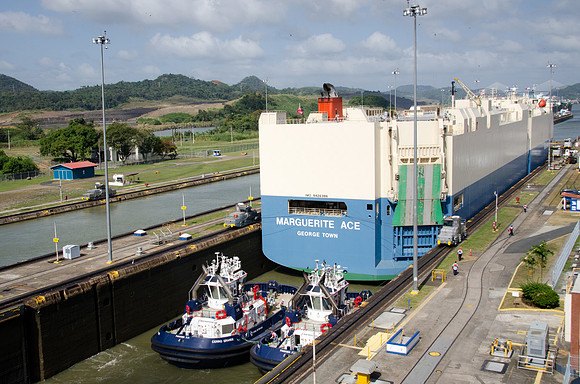Car Transporter Ship Navigating Miraflores Locks -10